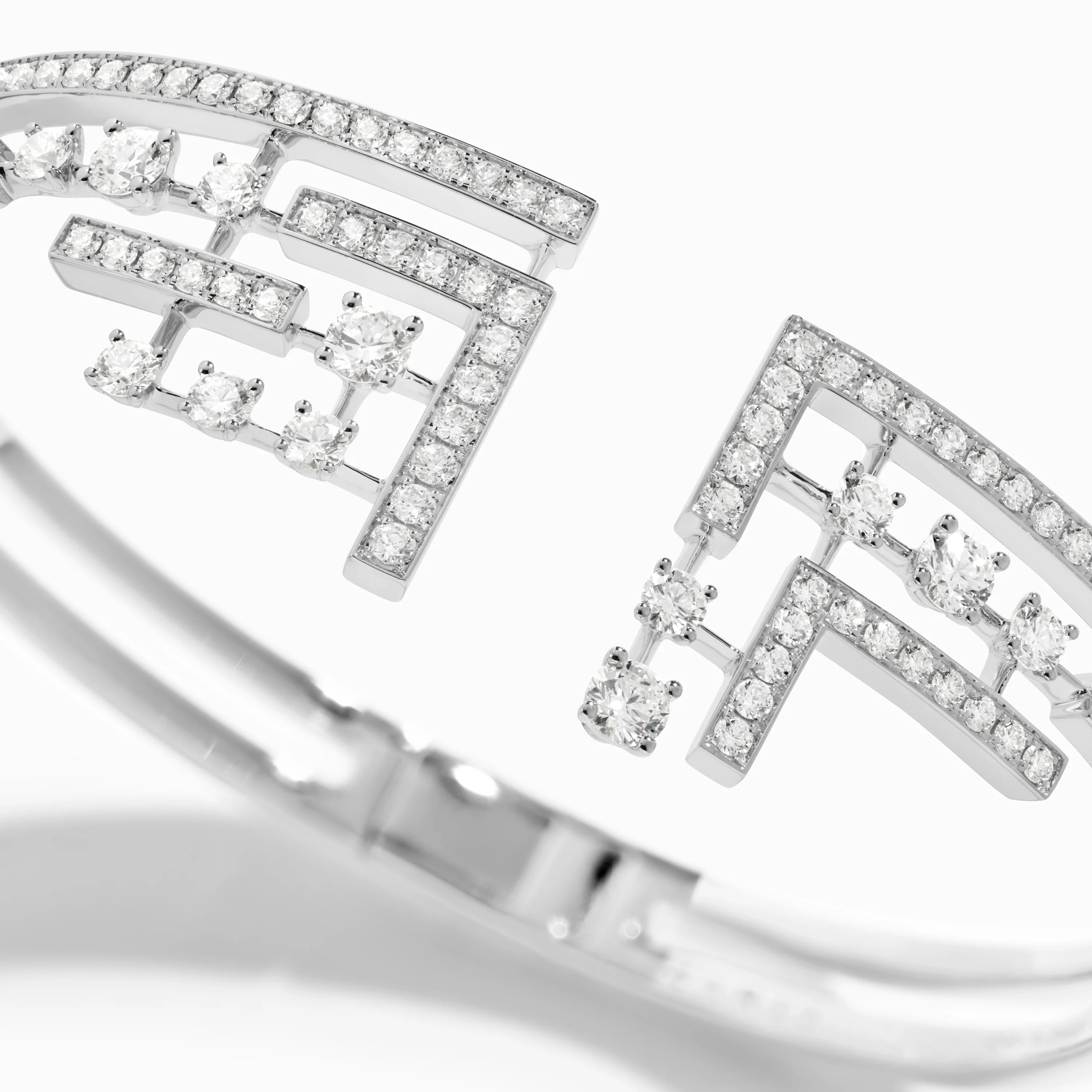 Avenues Crown Hinged Bracelet - Image 3