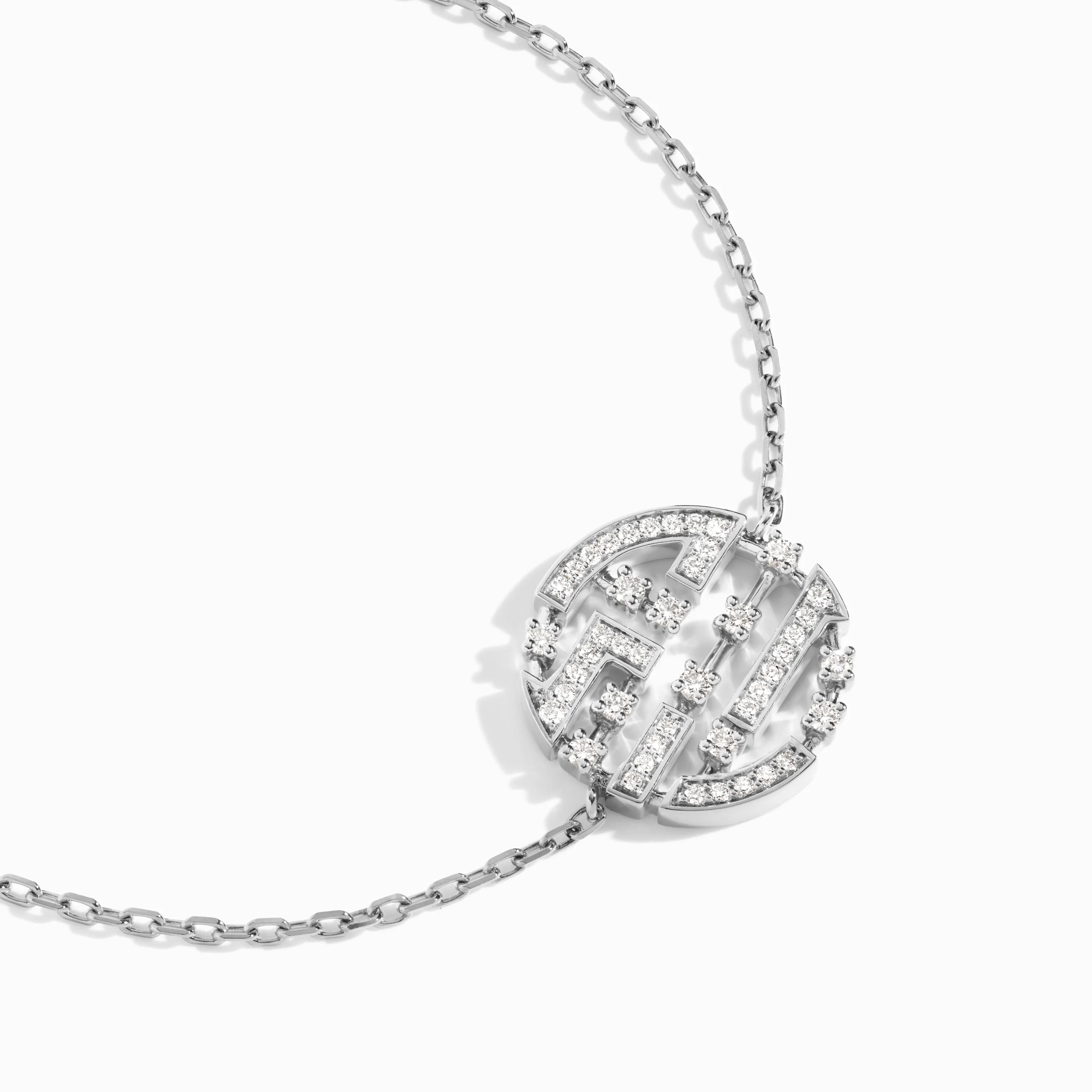Avenues Luxe Chain Bracelet - Image 2