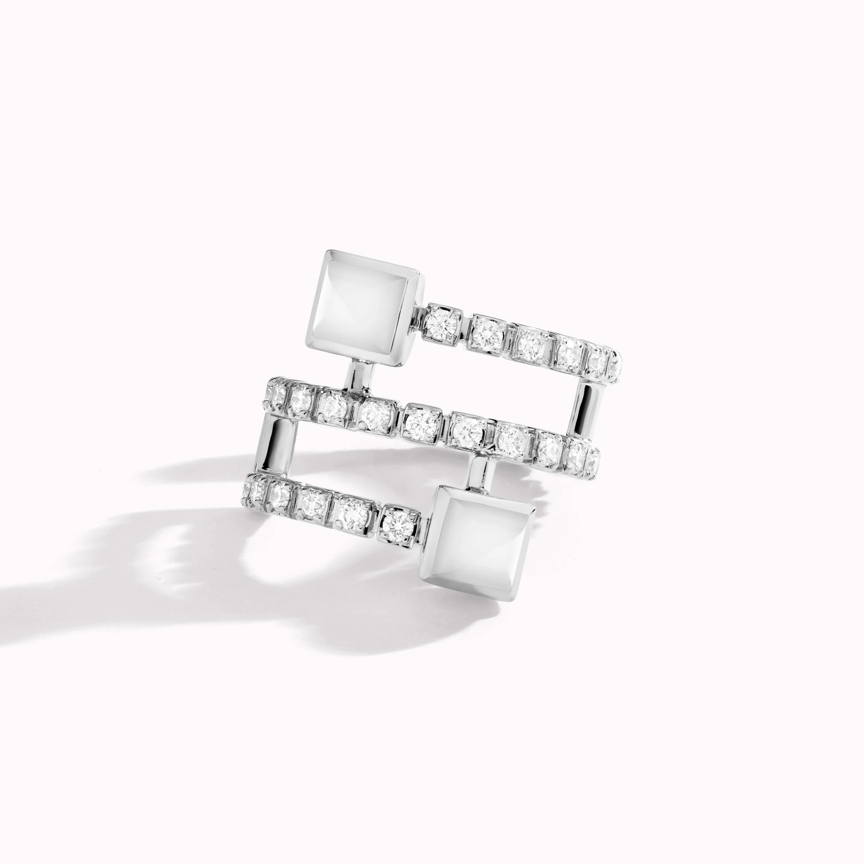 Cleo Lotus Twist Ear Cuff (Single L) - Image 27
