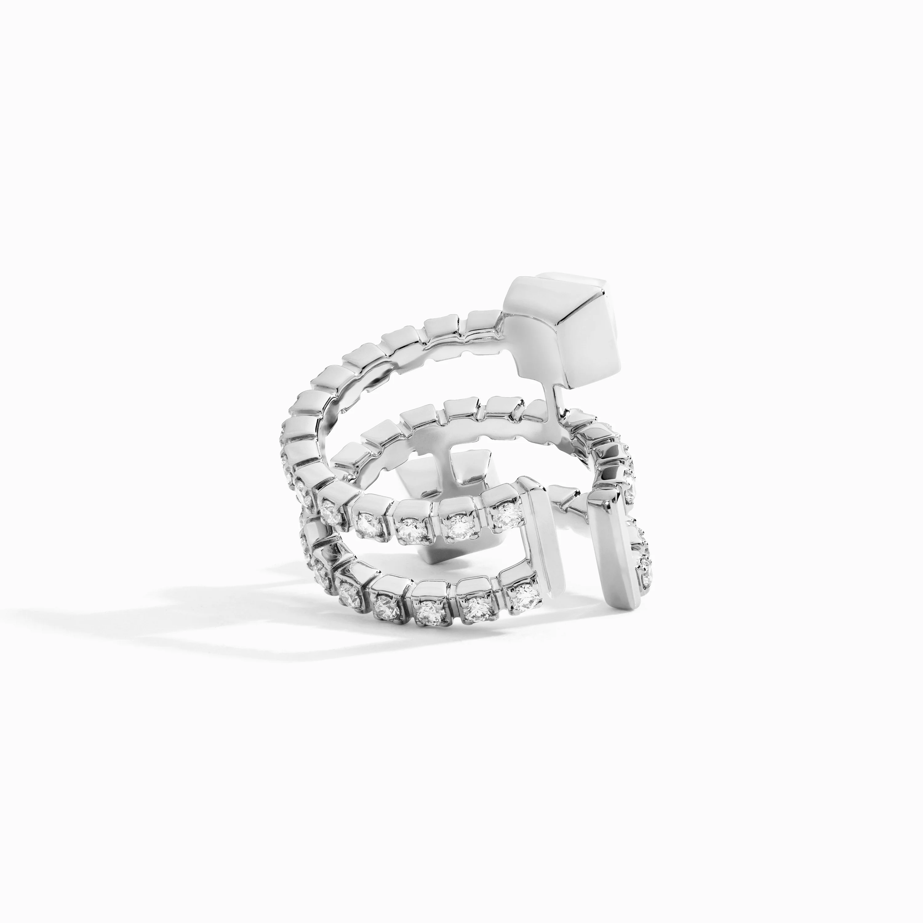 Cleo Lotus Twist Ear Cuff (Single L) - Image 28
