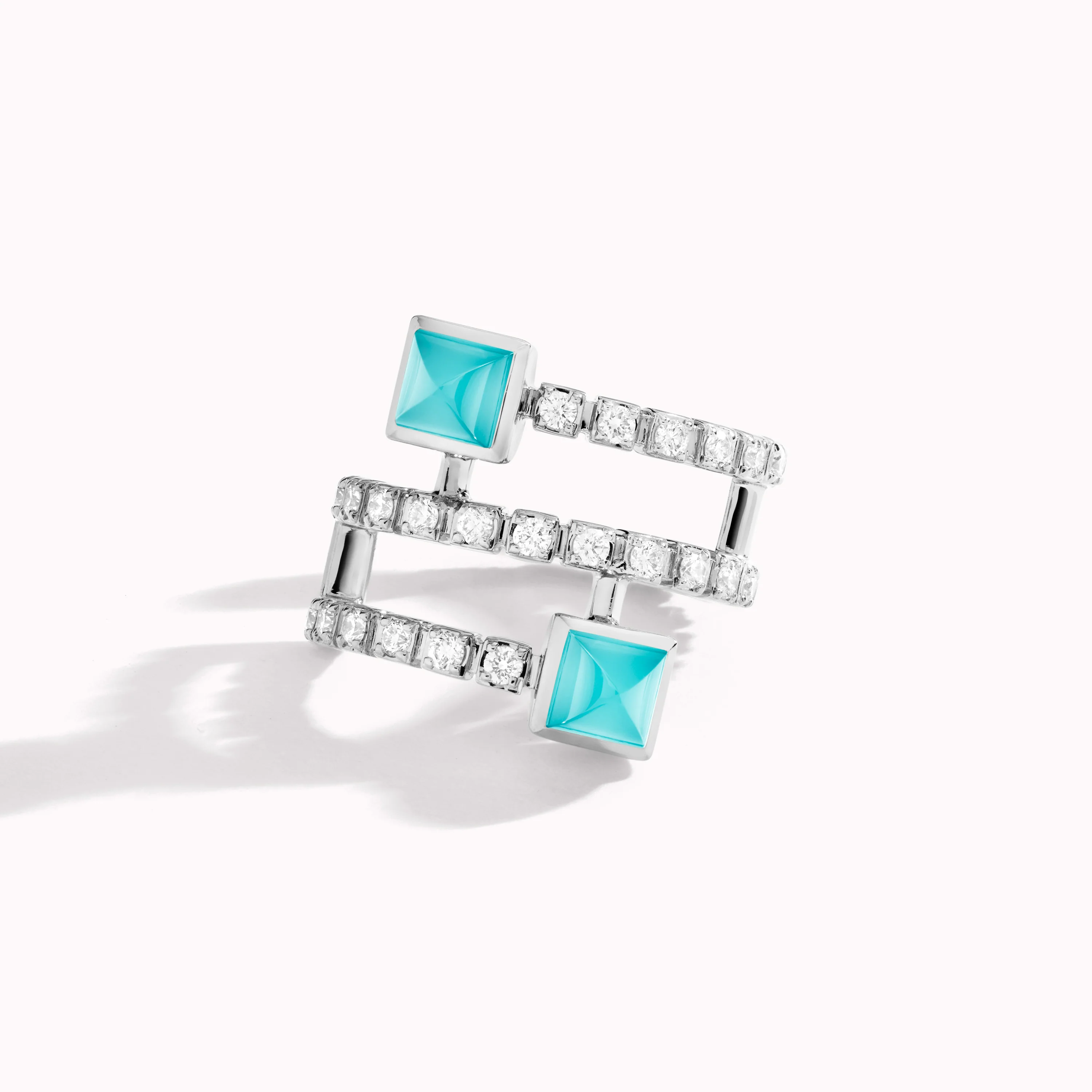 Cleo Lotus Twist Ear Cuff (Single L) - Image 6