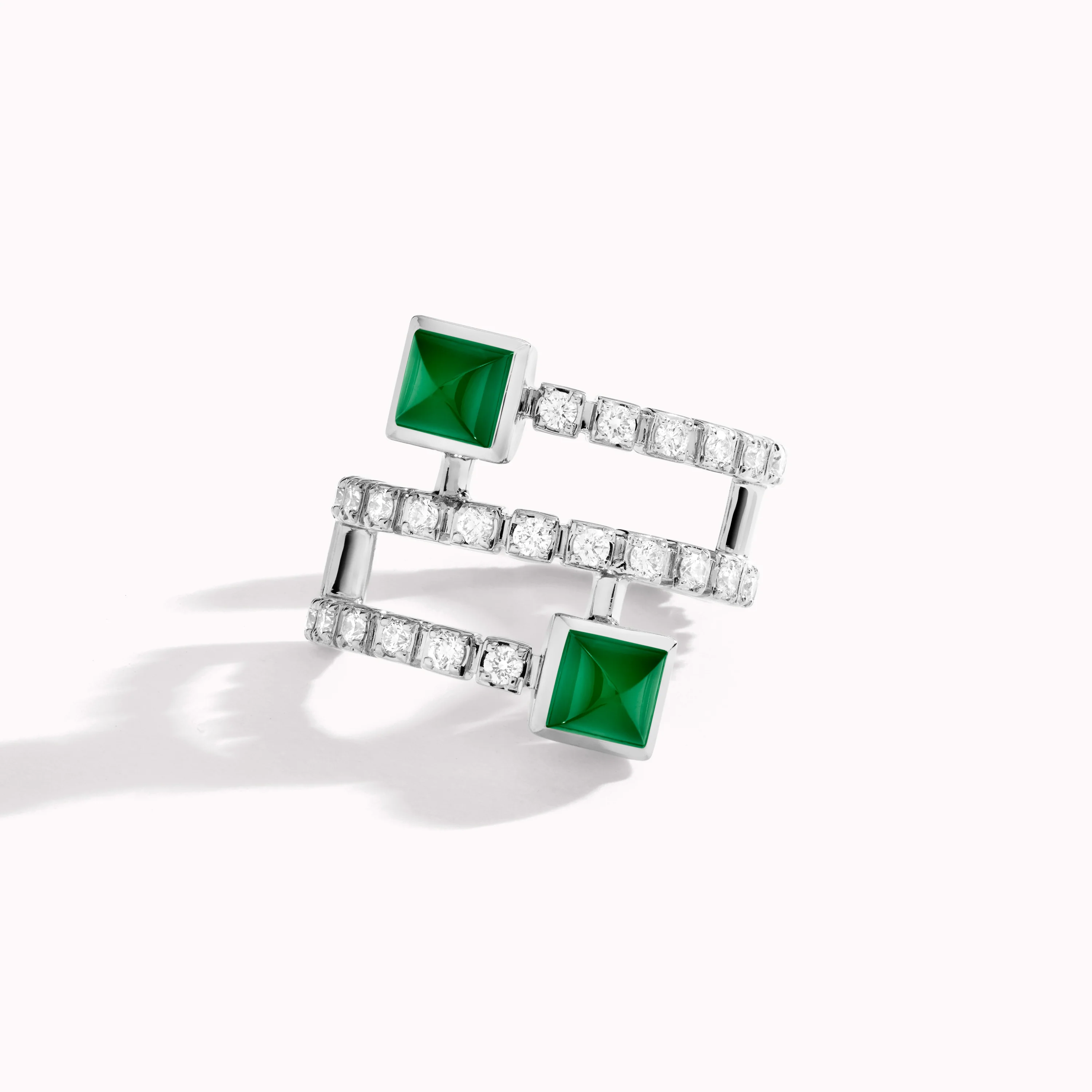 Cleo Lotus Twist Ear Cuff (Single L) - Image 9