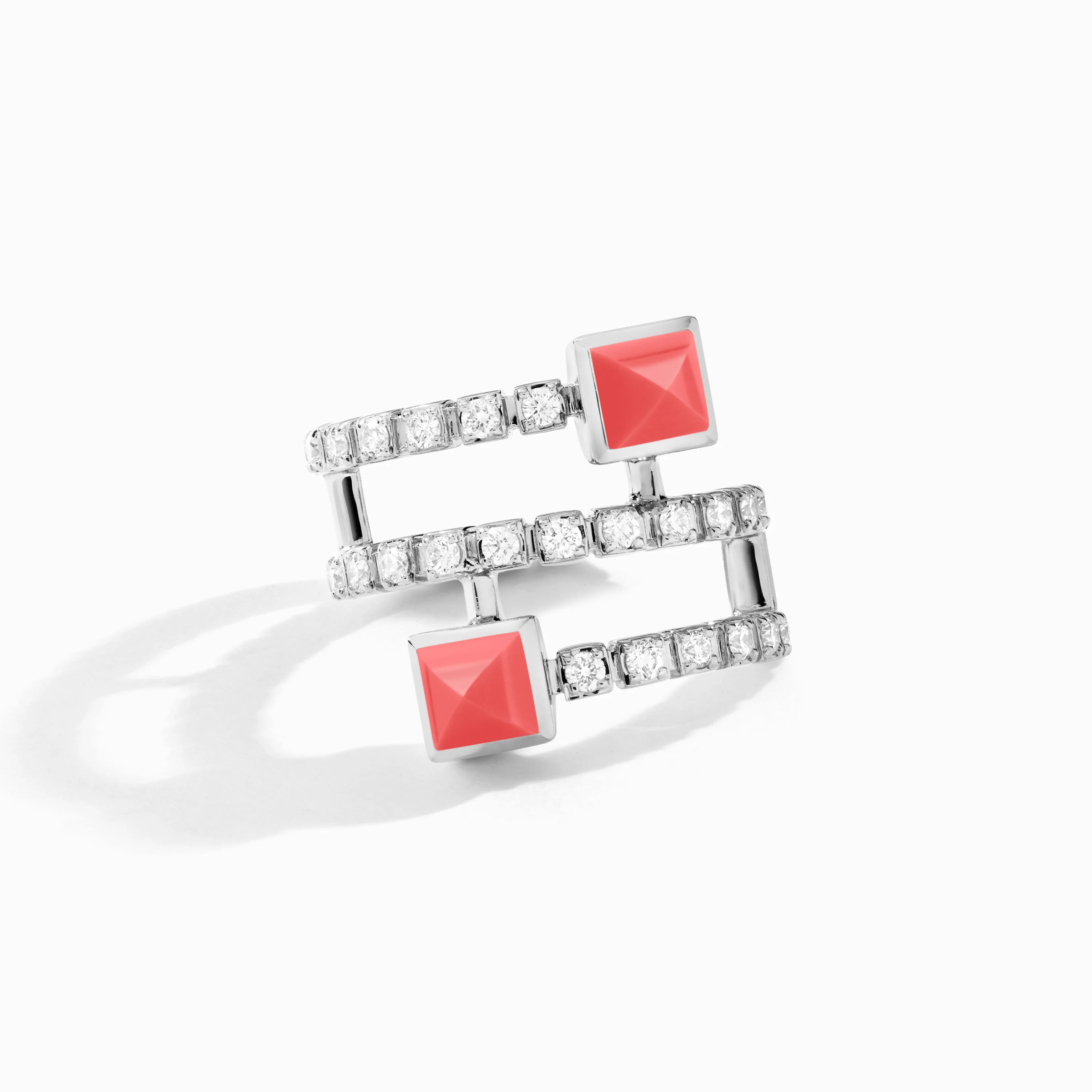 Cleo Lotus Twist Ear Cuff (Single R) - Image 15