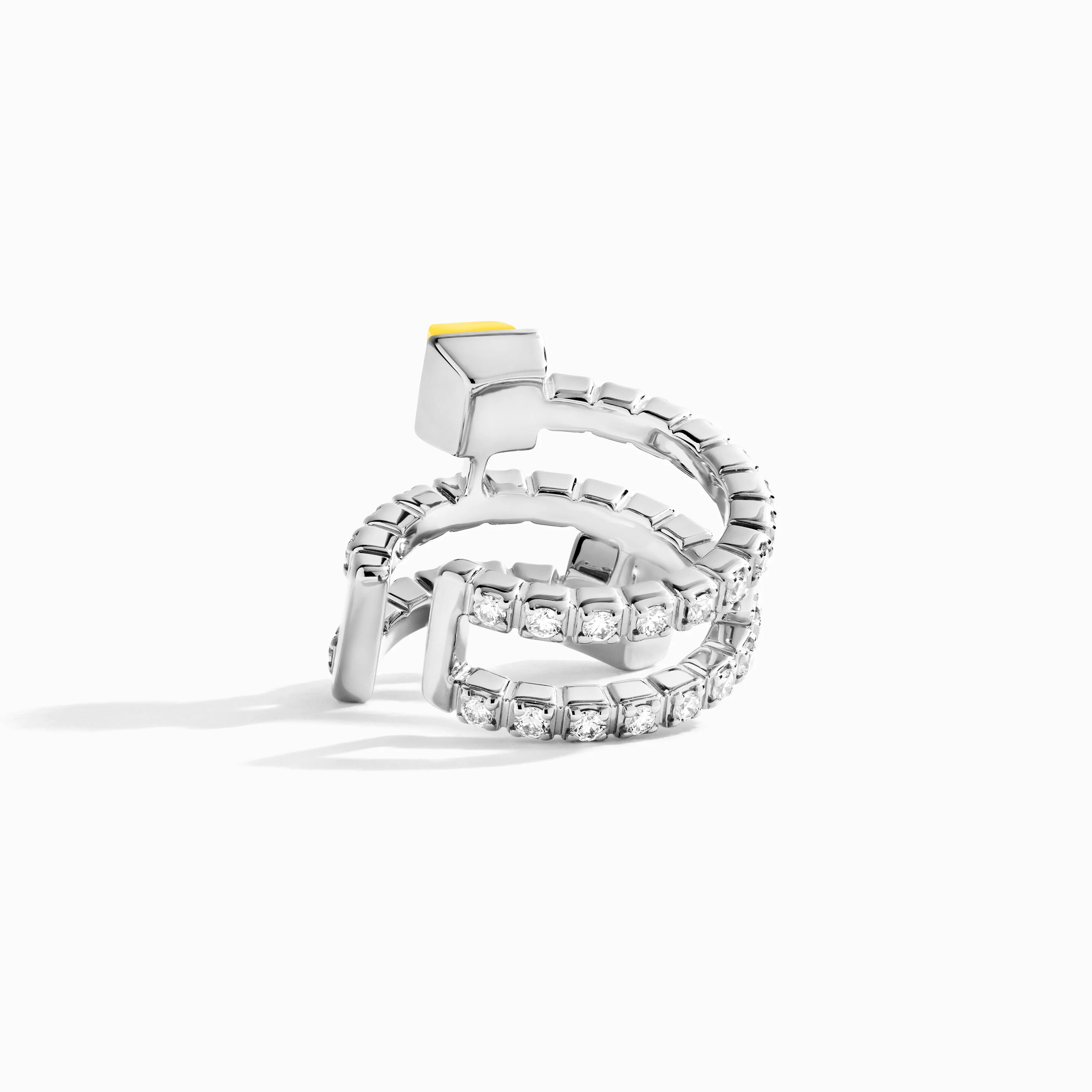Cleo Lotus Twist Ear Cuff (Single R) - Image 31