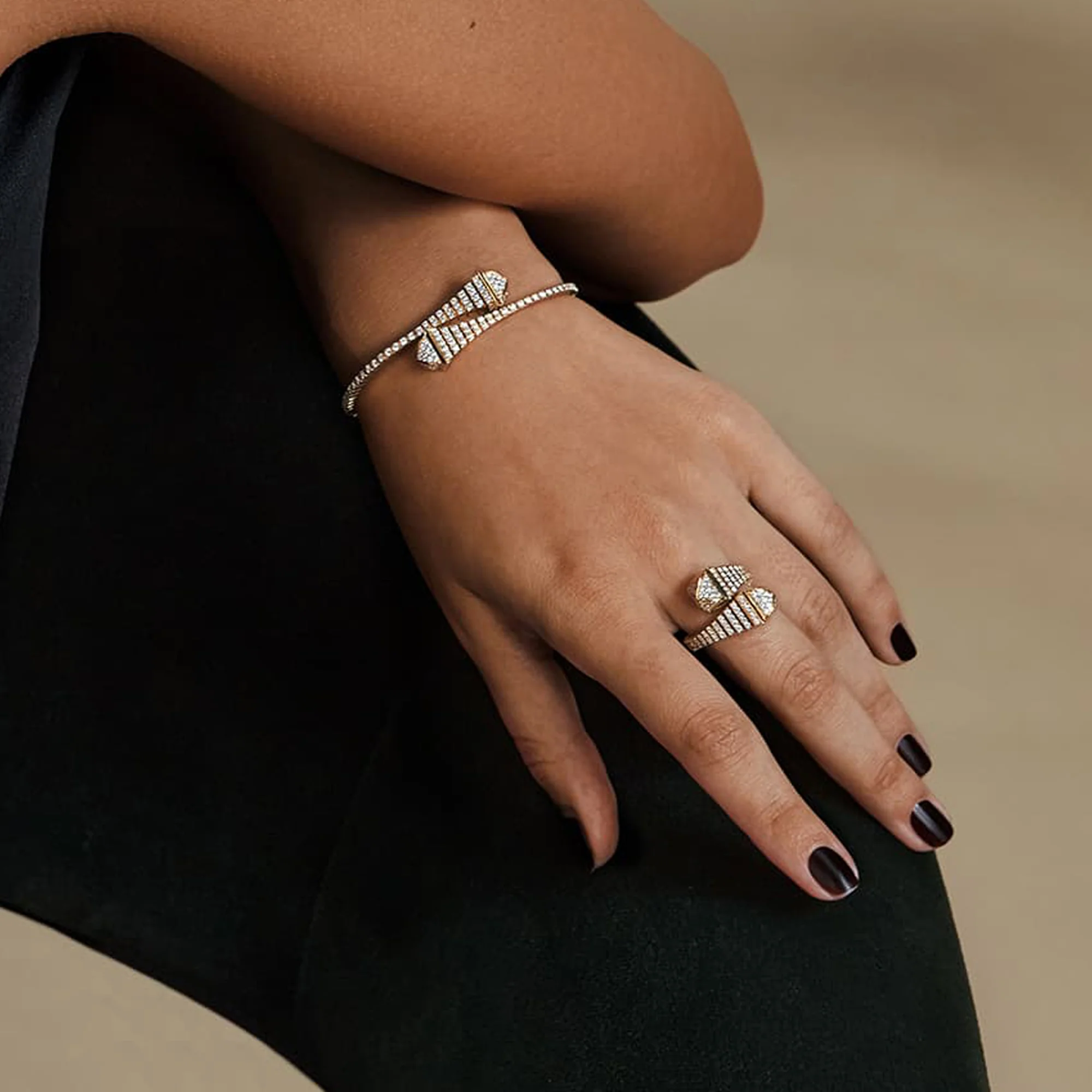 Cleo Rev Full Diamond Ring - Image 4