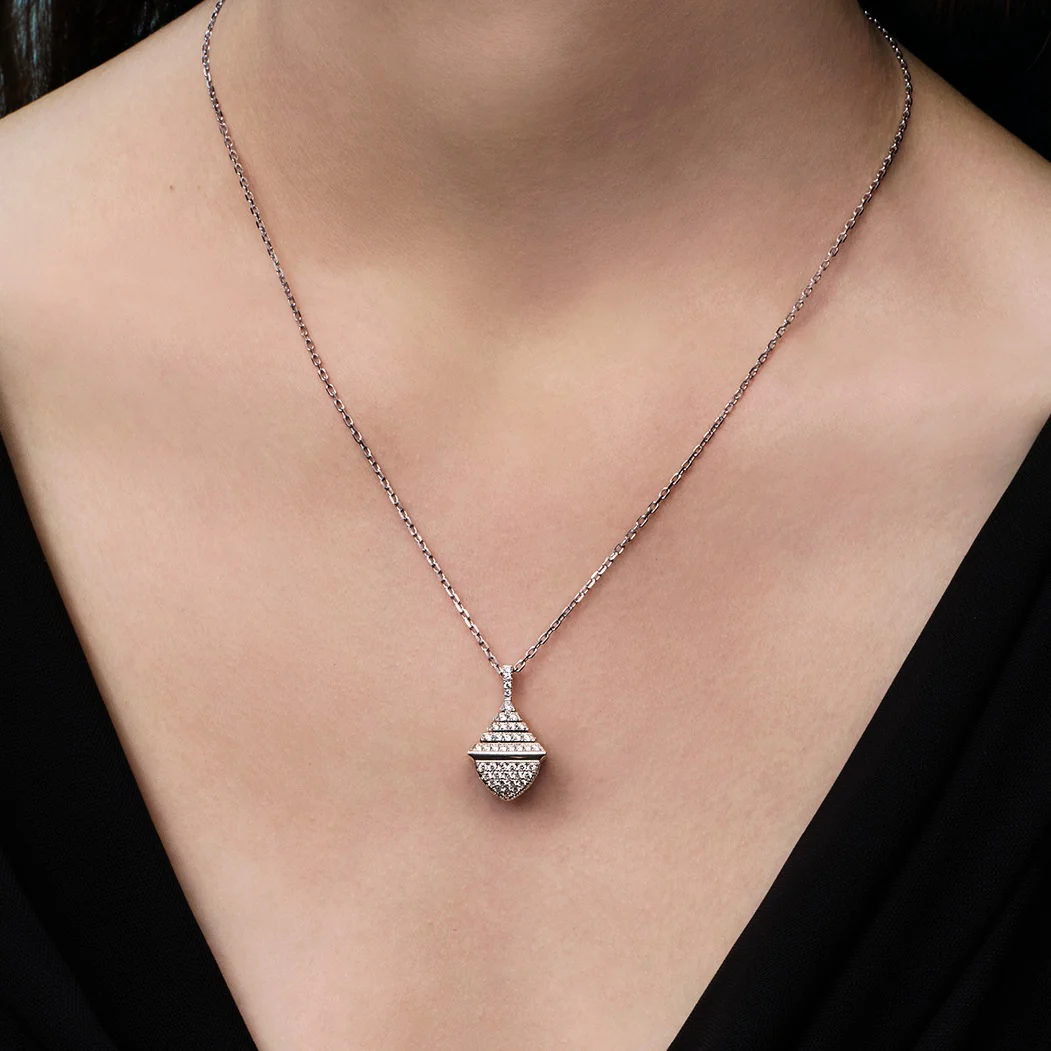 Cleo Rev Midi Full Diamond Pendant - Image 4