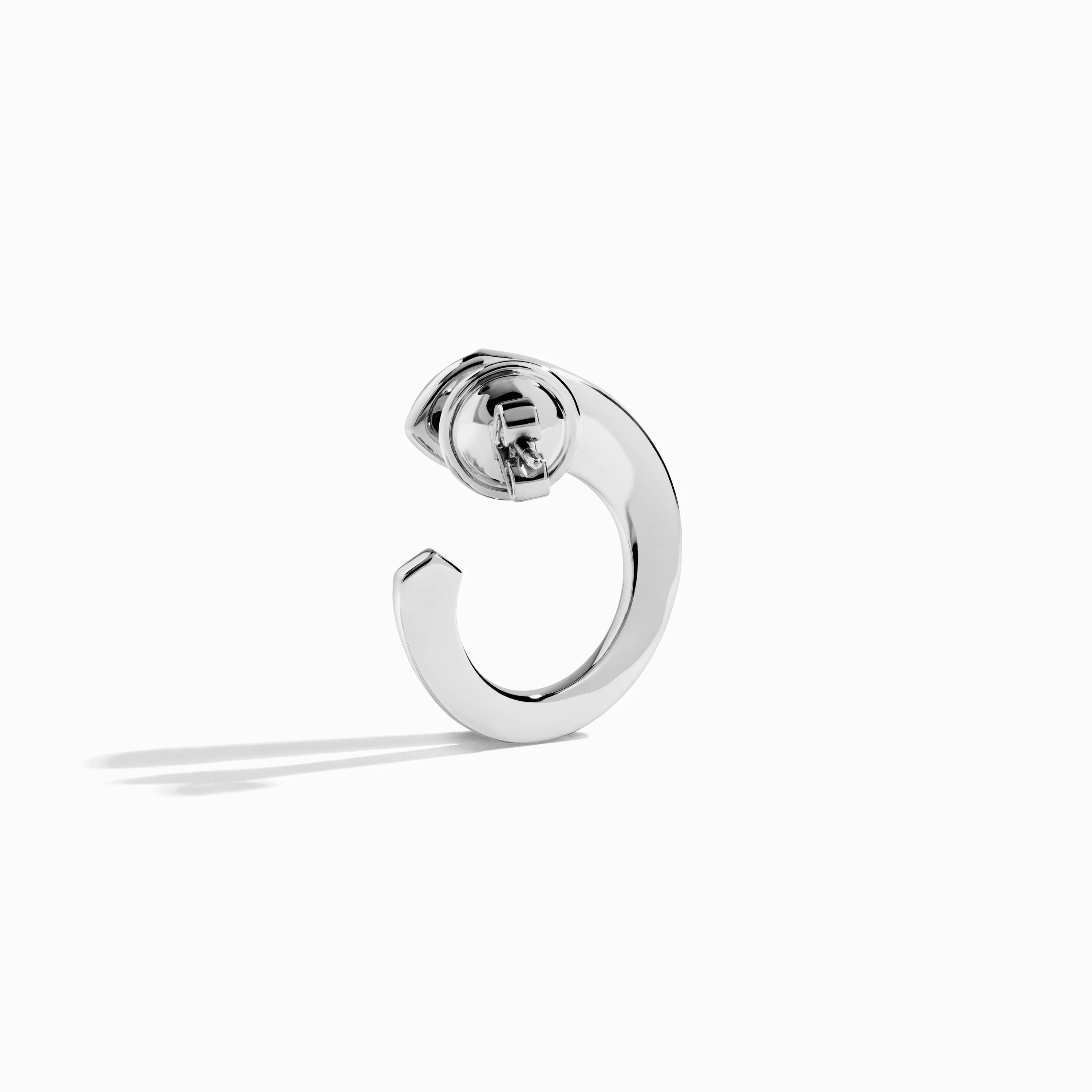 Cleo Venus Gold Midi Earrings - Image 12