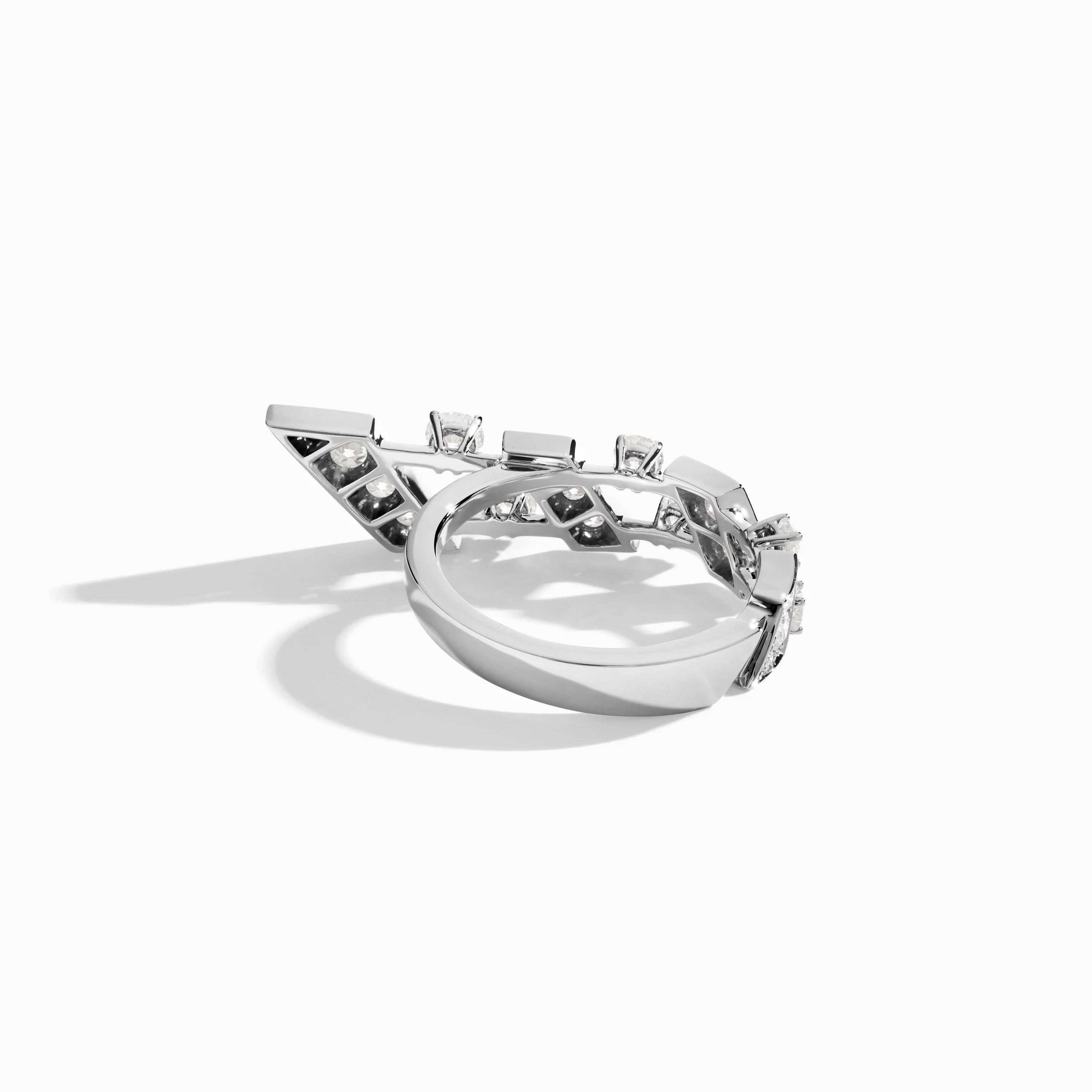 Fifth Avenue Diamond Ring - Image 4